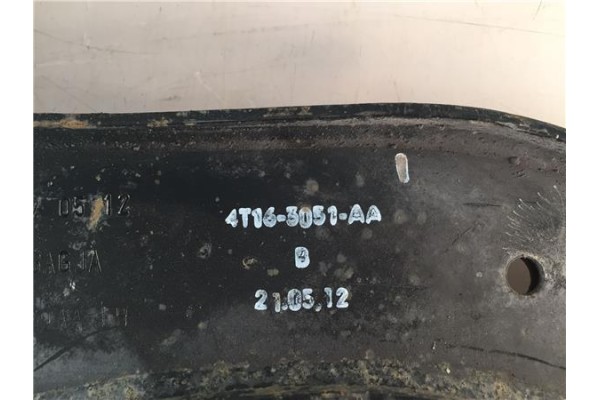 Recambio de brazo suspension delantero izquierdo para ford transit connect (tc7) 1.8 furgón ft 200s (2006) referencia OEM IAM 4T