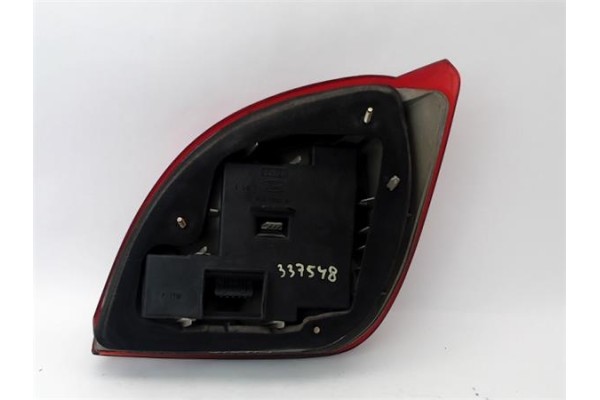 Recambio de piloto trasero izquierdo para ford fiesta berlina referencia OEM IAM 96FG13N004BA  