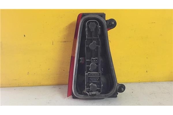 Recambio de piloto trasero derecho para citroen ax 1.0 10 e referencia OEM IAM   