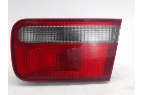 Recambio de piloto porton trasero derecho para honda accord aerodeck (ce) referencia OEM IAM 23622600  