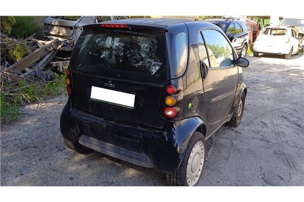 smart micro compact car del año 2001