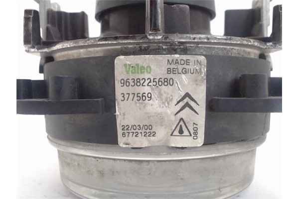 Recambio de faro antiniebla izquierdo para citroen xsara picasso referencia OEM IAM 9638225680 67721222 