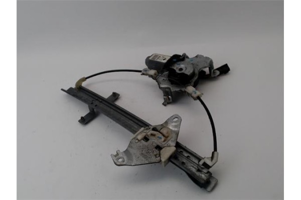 Recambio de mecanismo elevalunas trasero derecho para nissan almera tino (v10m) referencia OEM IAM   