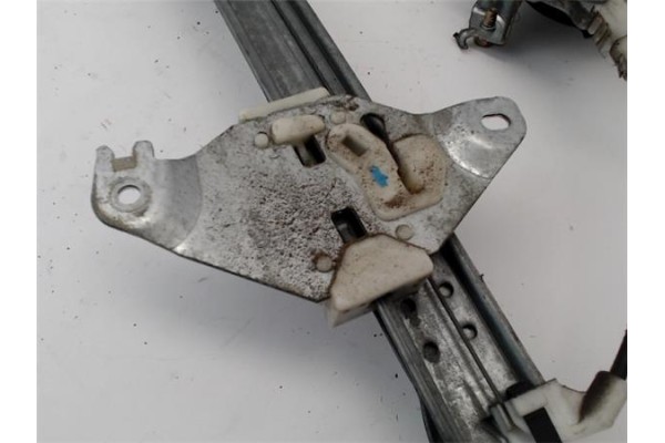 Recambio de mecanismo elevalunas trasero derecho para nissan almera tino (v10m) referencia OEM IAM   