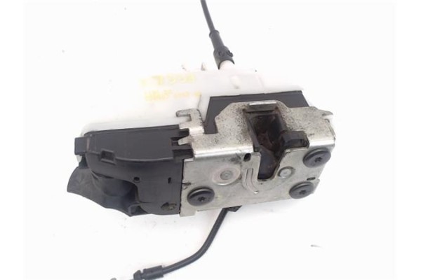 Recambio de cierre electromagnetico delantero derecho para renault scenic ii (jm) 1.5 dci (jm1e) referencia OEM IAM 8200119121  