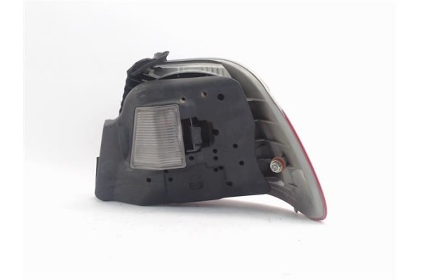 Recambio de piloto trasero izquierdo para bmw serie 3 berlina (e46) referencia OEM IAM 8383825 053390 1003583 , BMW | 6321838382