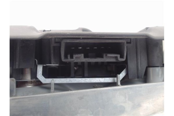 Recambio de piloto trasero izquierdo para bmw serie 3 berlina (e46) referencia OEM IAM 8383825 053390 1003583 , BMW | 6321838382
