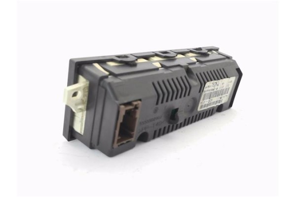 Recambio de pantalla para citroen c3 1.4 i referencia OEM IAM 96597970XT 5555502902 
