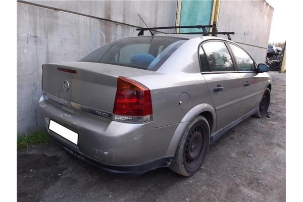 opel vectra c berlina del año 2002