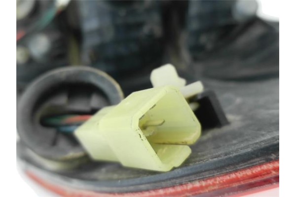 Recambio de piloto trasero izquierdo para suzuki sx4 (gy) 1.9 ddis referencia OEM IAM 3567079J00  