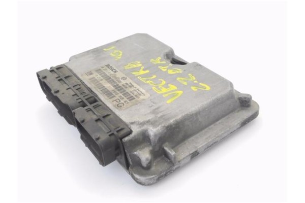Recambio de centralita para opel vectra b berlina referencia OEM IAM 24417196 0281010271 