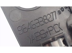 Recambio de embellecedor consola salpicadero para citroen c4 coupe 1.6 vtr plus referencia OEM IAM 8212TF 9646338277 