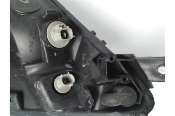 Recambio de faro delantero dcho para toyota prius (nhw20) híbrido basis referencia OEM IAM 8113047181 8117104 8113047180 , TOYOT