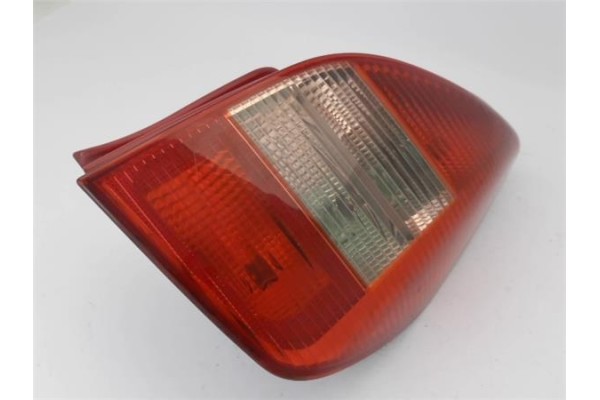 Recambio de piloto trasero derecho para citroen c2 1.1 referencia OEM IAM 6351S7  