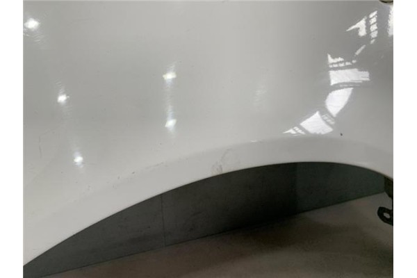 Recambio de aleta delantero izquierda para volkswagen golf iv berlina (1j1) 1.6 16v referencia OEM IAM 1J0821021  