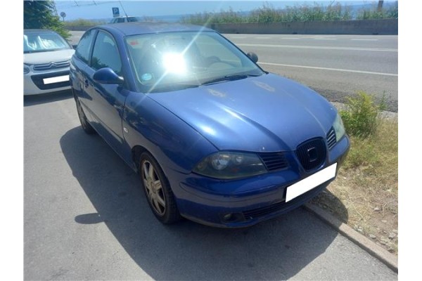 seat ibiza (6l1) del año 2002