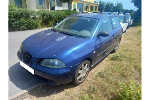 seat ibiza (6l1) del año 2002