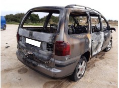 seat alhambra (7v8) del año 2004