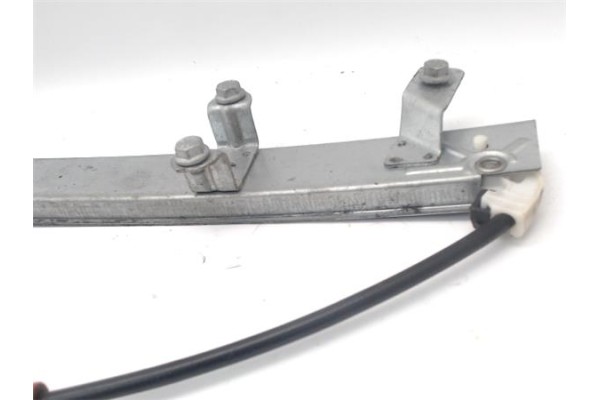 Recambio de elevalunas electrico delantero derecho para nissan micra (k12e) 1.2 16v referencia OEM IAM 80730BC400  