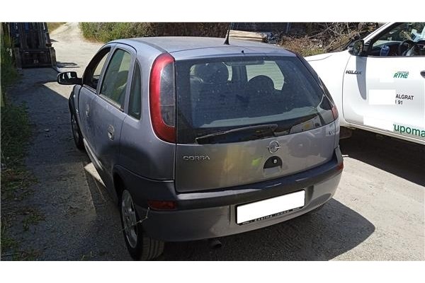 opel corsa c del año 2003