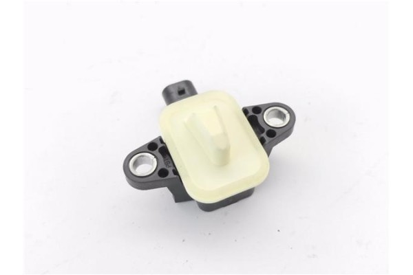 Recambio de sensor impacto para volkswagen polo v (6r1) 1.2 advance referencia OEM IAM 4H0955557  