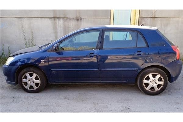 toyota corolla (e12) del año 2002