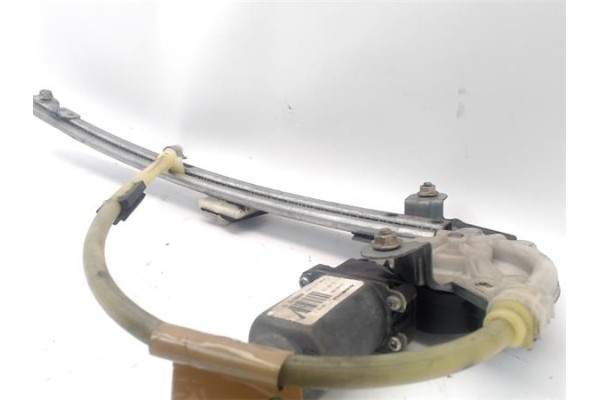 Recambio de elevalunas electrico trasero derecho para renault laguna ii (bg0) 1.9 dci (bg1a, bg1w) referencia OEM IAM 8200485202