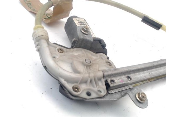 Recambio de elevalunas electrico trasero derecho para renault laguna ii (bg0) 1.9 dci (bg1a, bg1w) referencia OEM IAM 8200485202