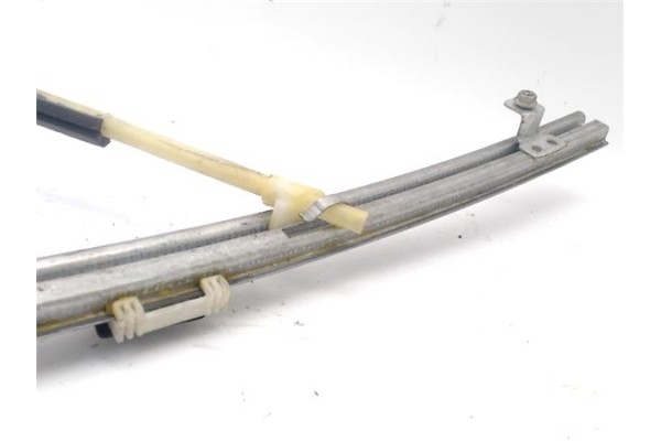 Recambio de elevalunas electrico trasero derecho para renault laguna ii (bg0) 1.9 dci (bg1a, bg1w) referencia OEM IAM 8200485202