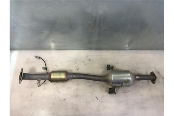 Recambio de catalizador para toyota c-hr (x10) 2.0 hibrido referencia OEM IAM 174100TA90 95173 