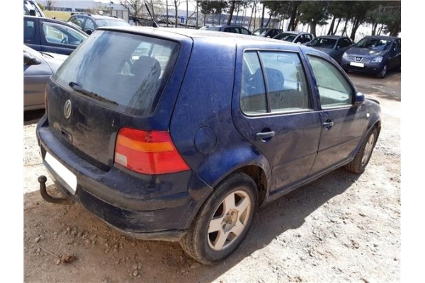 volkswagen golf iv berlina (1j1) del año 2002