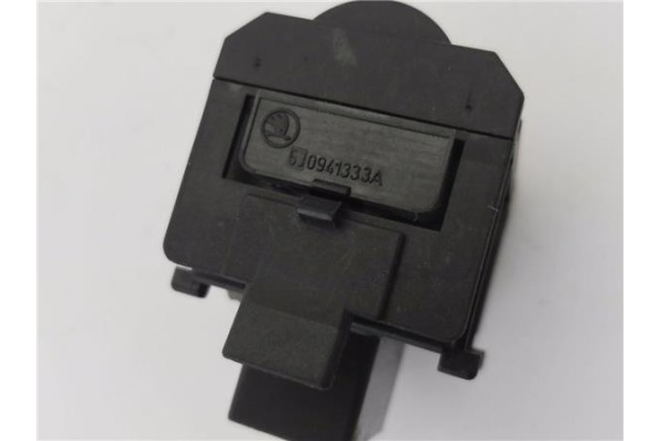 Recambio de interruptor regulacion altura faros para skoda fabia (5j2) 1.2 active referencia OEM IAM 5J0941333A  