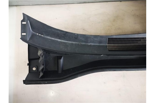 Recambio de torpedo para toyota c-hr (x10) 2.0 hibrido referencia OEM IAM 55708F4010  