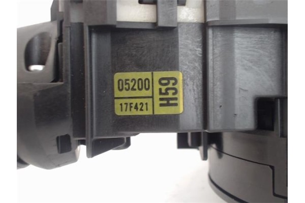 Recambio de mando intermitencia para toyota verso (aur2/zgr2) 2.0 d-4d referencia OEM IAM 39sugs80 8465205210 