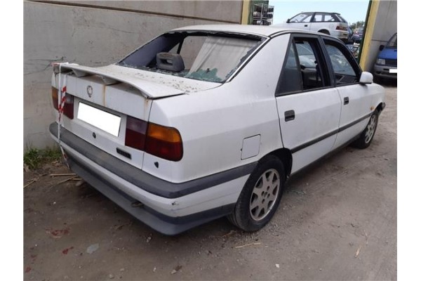 lancia dedra berlina del año 1992
