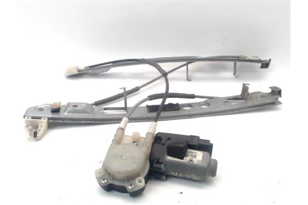 Recambio de elevalunas electrico delantero derecho para renault megane ii (bm0/1_, cm0/1_) 1.5 dci referencia OEM IAM 8201010925
