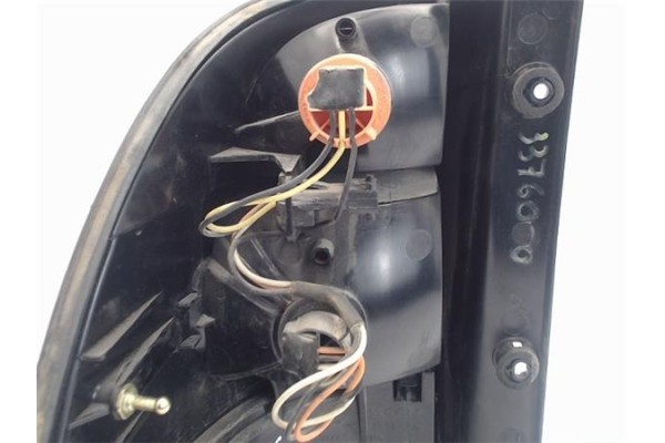 Recambio de piloto trasero derecho para saab 9-5 berlina referencia OEM IAM 4564464  