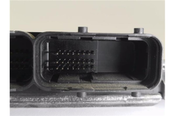 Recambio de centralita para opel vectra b berlina referencia OEM IAM 24417196 0281010271 
