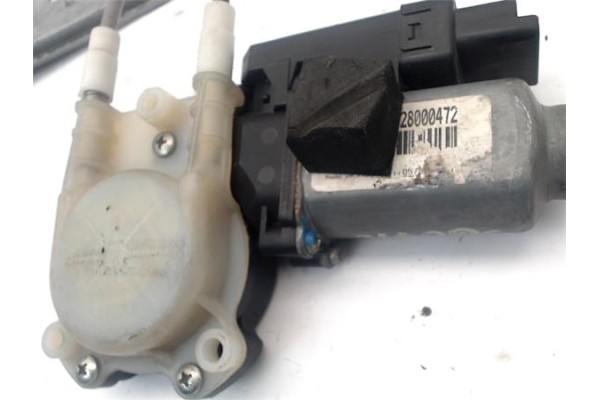 Recambio de elevalunas electrico delantero derecho para renault megane ii (bm0/1_, cm0/1_) 1.5 dci referencia OEM IAM 8201010925