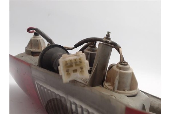 Recambio de piloto trasero derecho para daewoo nexia referencia OEM IAM 03110006161  