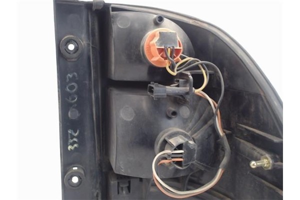 Recambio de piloto trasero izquierdo para saab 9-5 berlina referencia OEM IAM 4914651  
