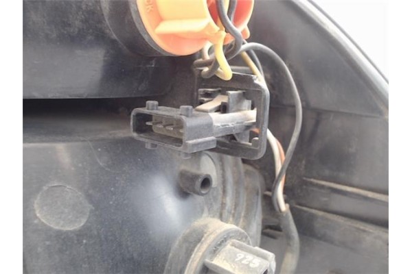 Recambio de piloto trasero izquierdo para saab 9-5 berlina referencia OEM IAM 4914651  