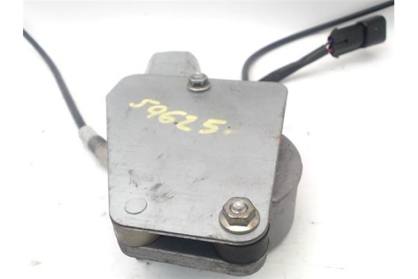 Recambio de elevalunas electrico delantero derecho para renault clio ii fase i (b/cb0) 1.2 (b/cb0f, b/cb0a, b/cb10, b/cb1k, b/cb