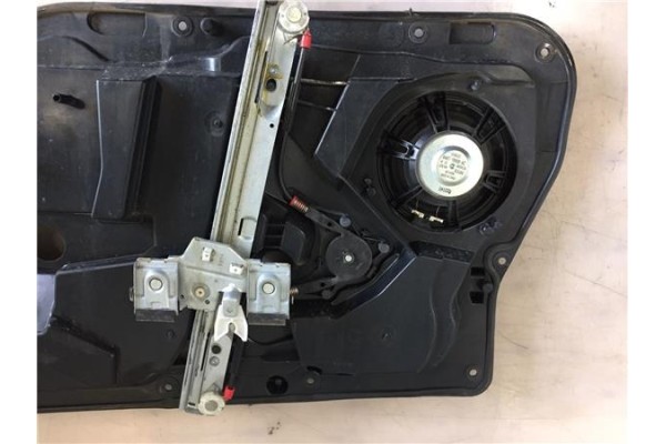 Recambio de mecanismo elevalunas delantero izquierdo para ford fiesta vi 1.4 referencia OEM IAM 1837995 102843 1602222 , FORD | 
