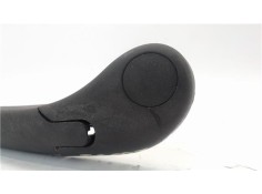 Recambio de brazo limpiaparabrisas trasero para renault clio iii 1.5 dci referencia OEM IAM 8200218659  