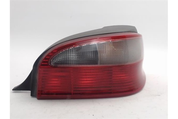 Recambio de piloto trasero derecho para citroen saxo referencia OEM IAM 6351F7  