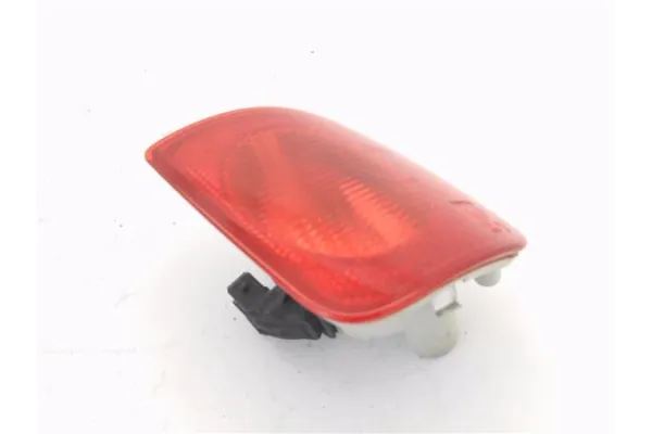 Recambio de reflectante paragolpes trasero para renault kangoo express (fw0/1_) 1.5 dci (fw0a, fw0b) referencia OEM IAM 82004199