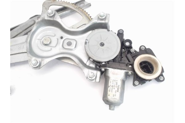 Recambio de mecanismo elevalunas delantero derecho para toyota verso (aur2/zgr2) 2.0 d-4d referencia OEM IAM 857100f0  