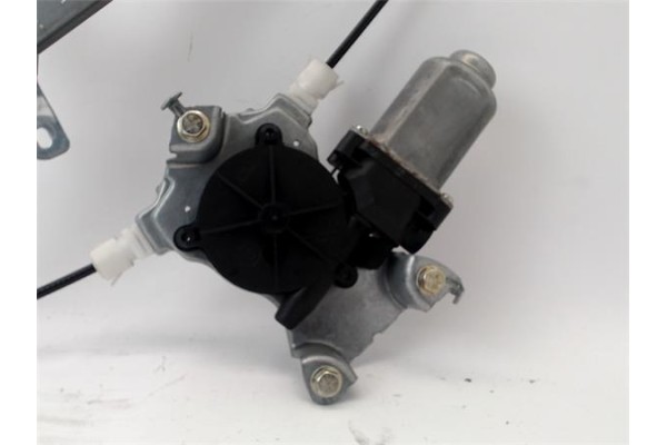 Recambio de mecanismo elevalunas trasero izquierdo para nissan primera berlina (p12) referencia OEM IAM   