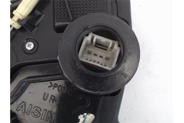 Recambio de cierre electromagnetico delantero derecho para toyota verso (aur2/zgr2) 2.0 d-4d referencia OEM IAM 6903002230  